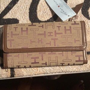 Tommy Hilfiger Wallet